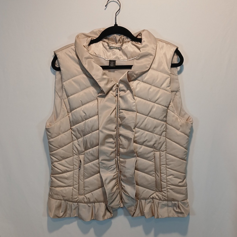 White House Black Market XL Puffer Vest Chic Coquette Luxury Ruffle Cozy Y2K 90s